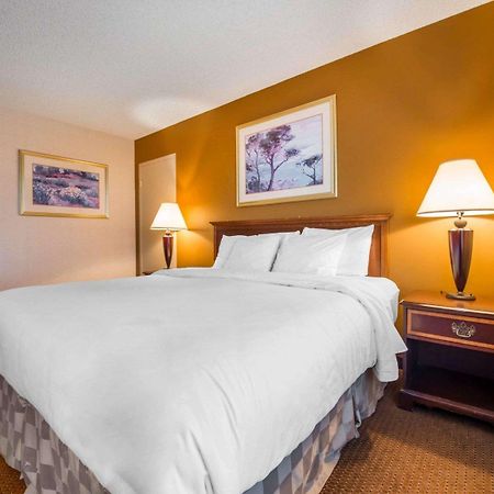 Clarion Inn And Events Center Pueblo North Экстерьер фото