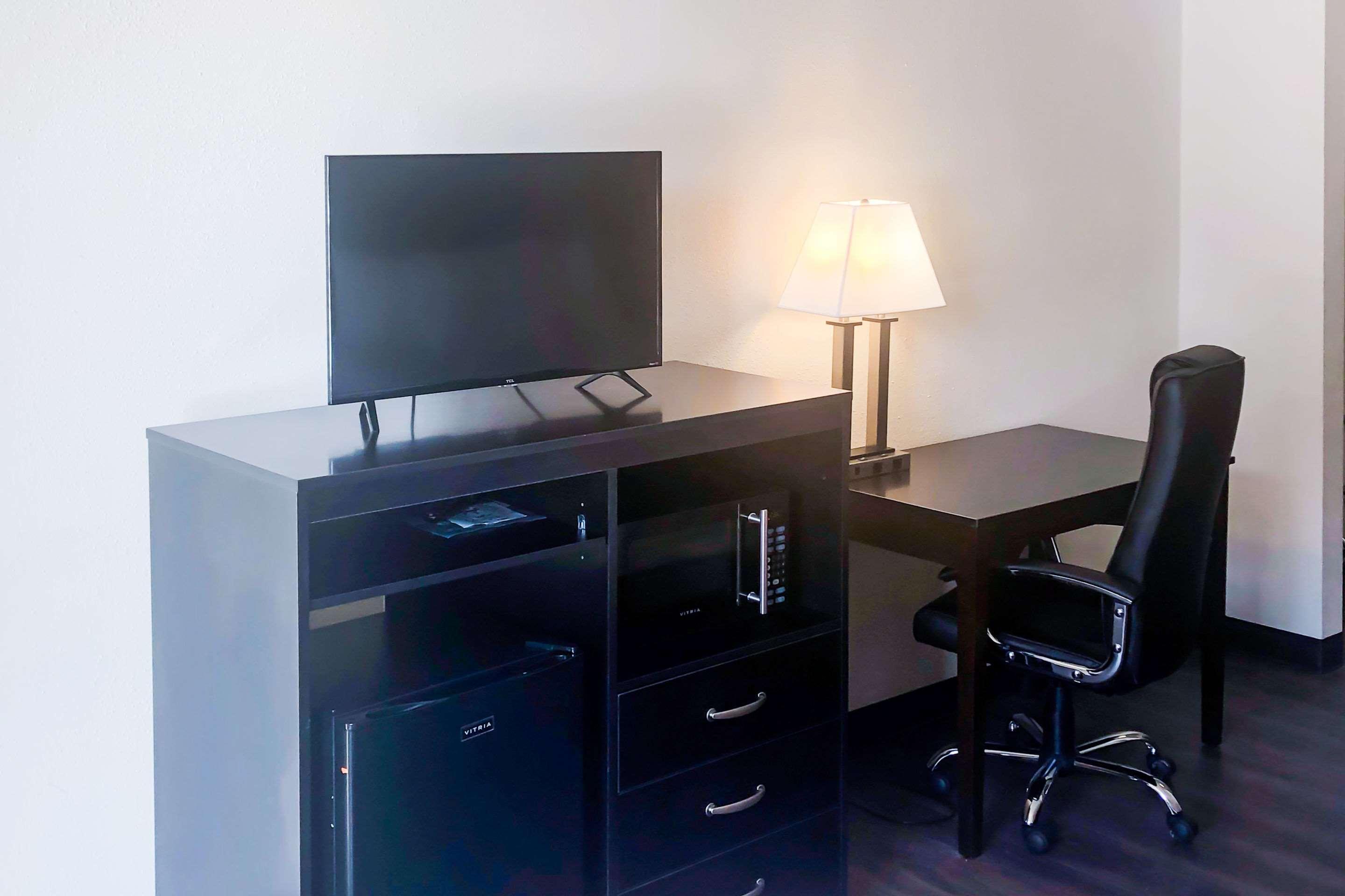 Clarion Inn And Events Center Pueblo North Экстерьер фото