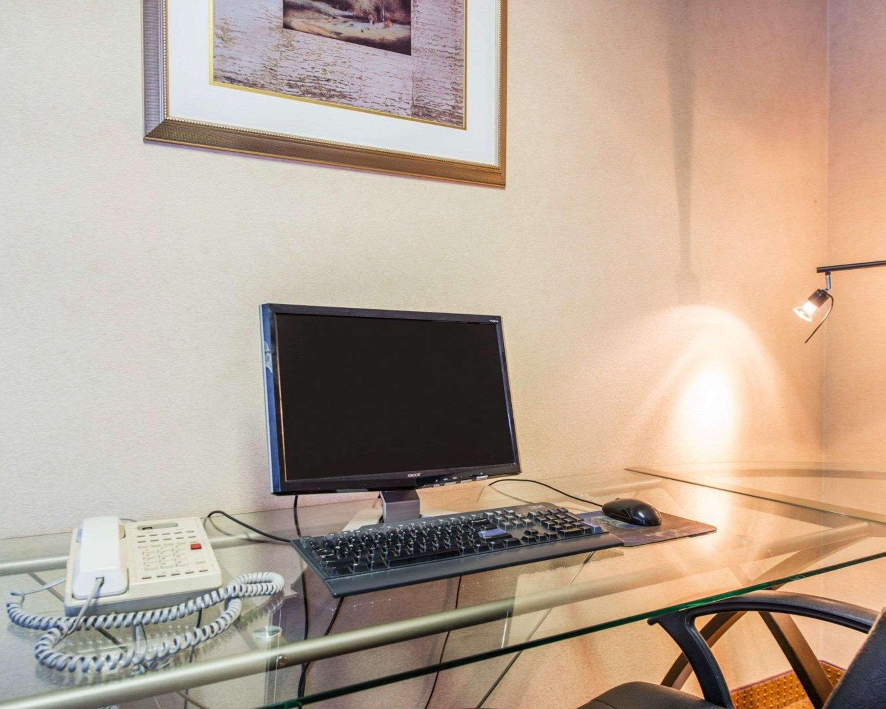 Clarion Inn And Events Center Pueblo North Экстерьер фото