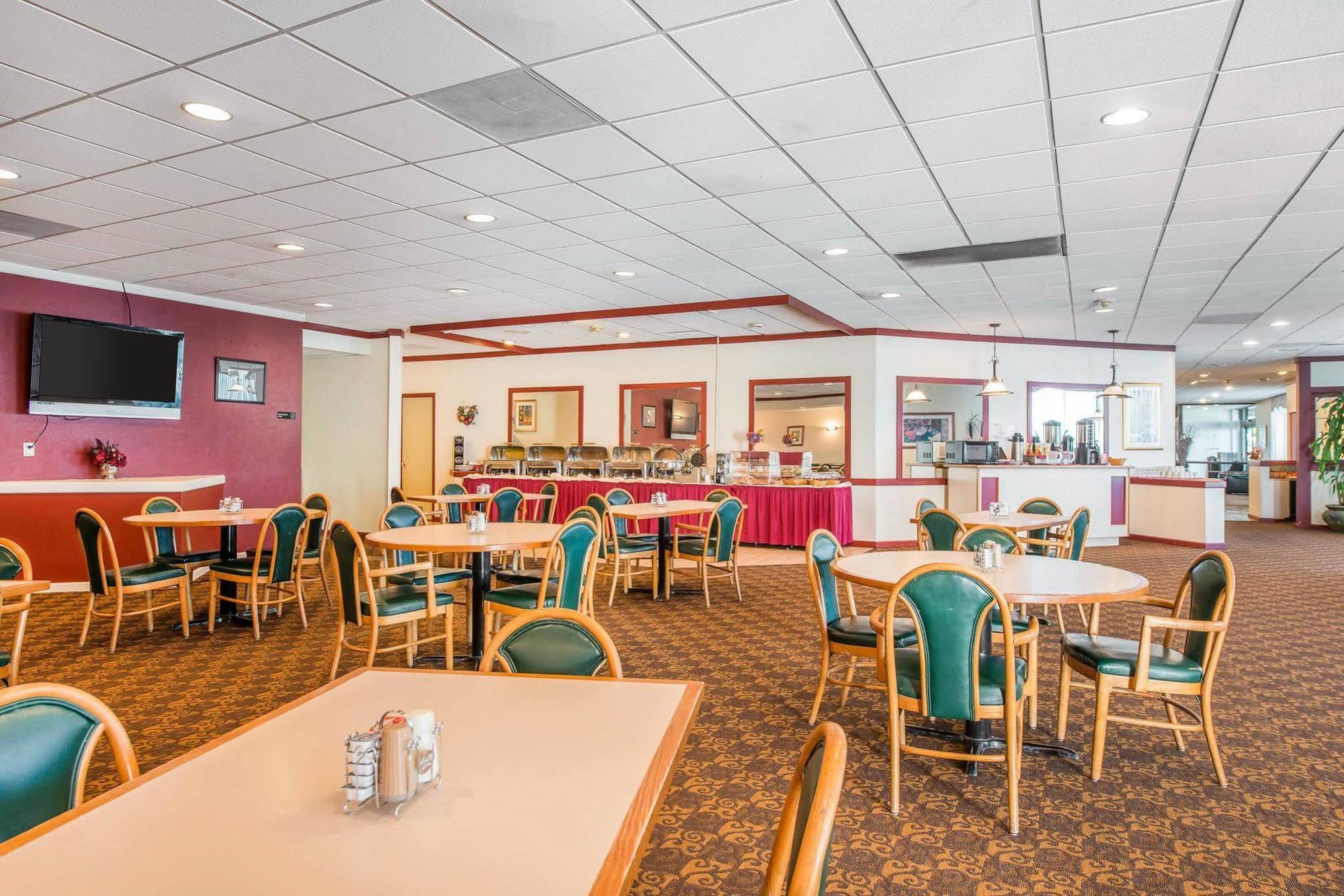 Clarion Inn And Events Center Pueblo North Экстерьер фото
